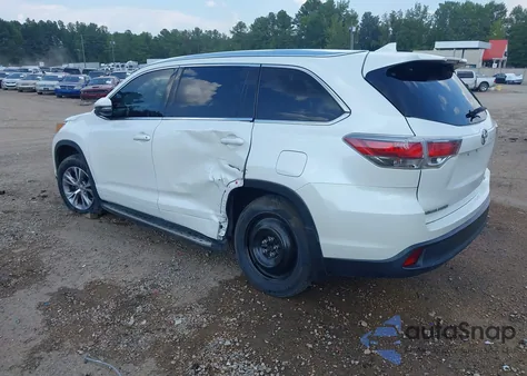 2015 Toyota Highlander Xle V6 из США, поврежденный, VIN 5TDKKRFH3FS115847